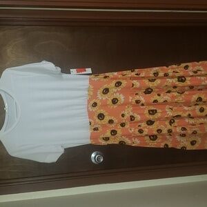 Madison and Hudson size L sunflower dress causal